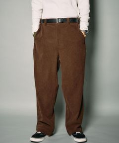 Essential corduroy pants