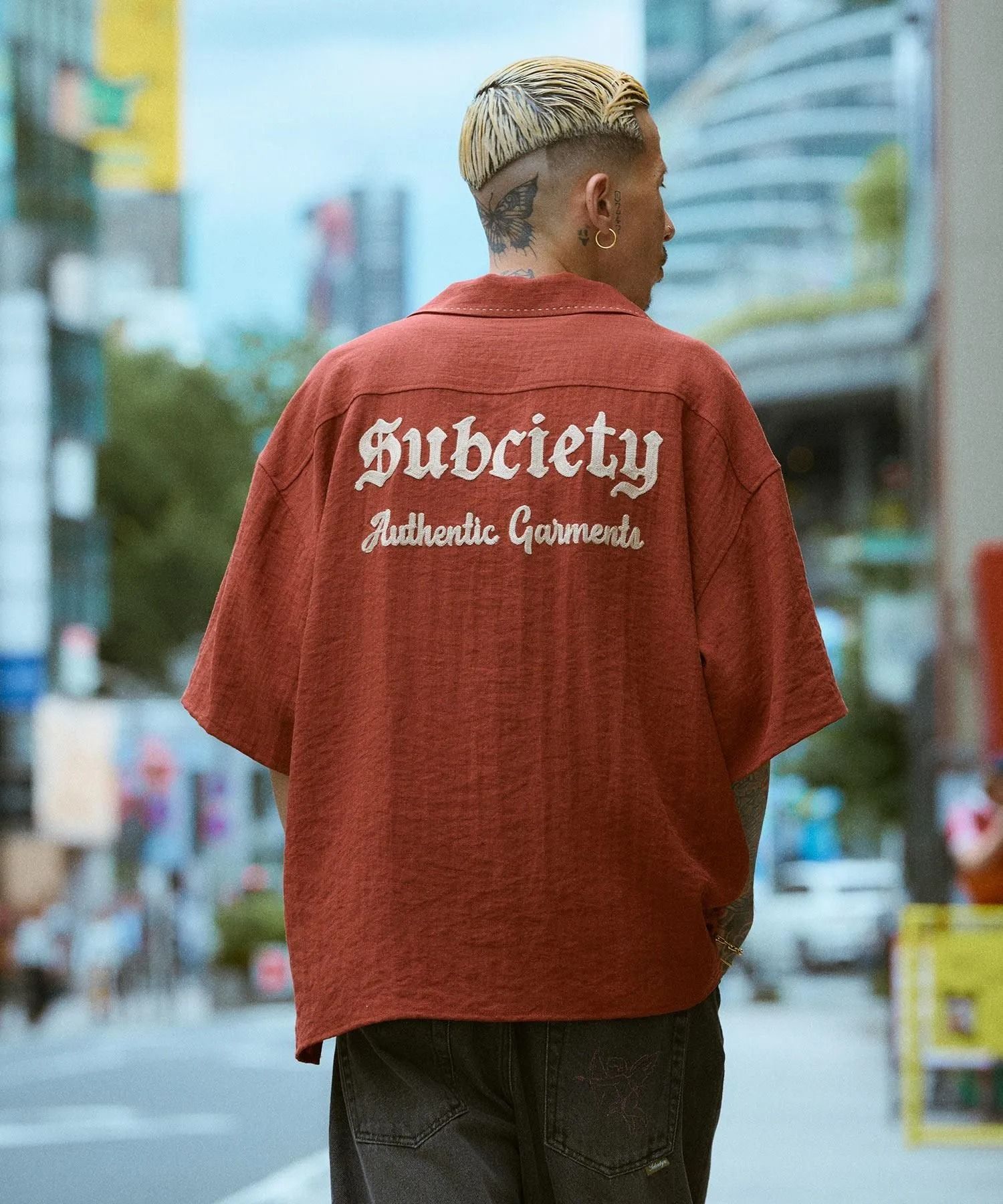 Classic chain embroidered shirt