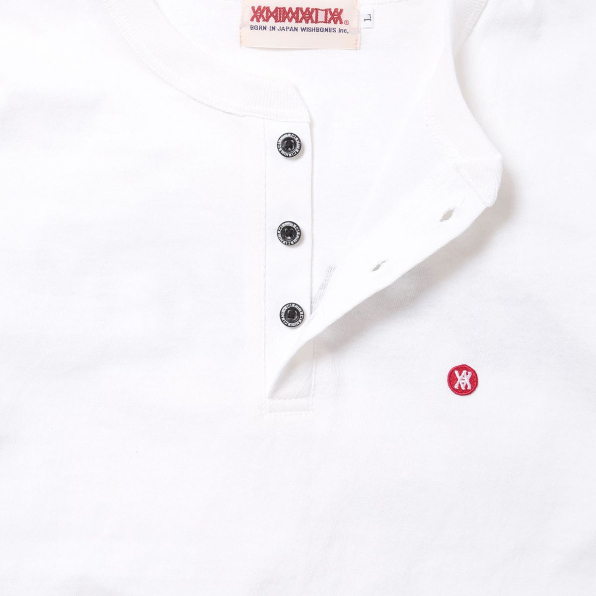 HENLEY-NECK