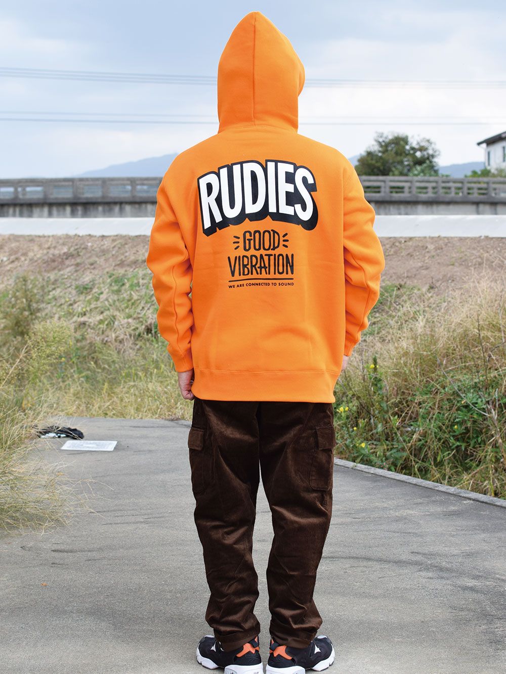 GOOD VIBRATION HOOD-SWEAT