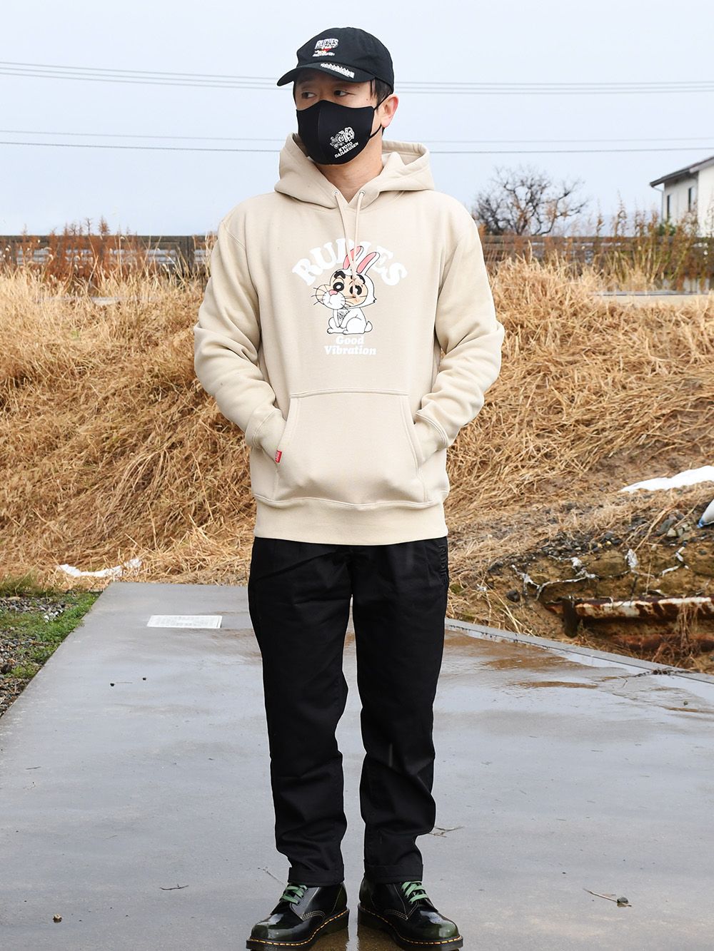 RUDIE'SxCRAYON SHINCHAN RABBIT HOOD SWEAT