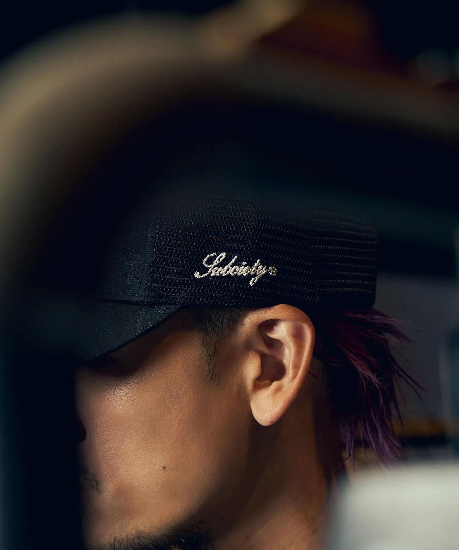 Jacquard paisley mesh cap