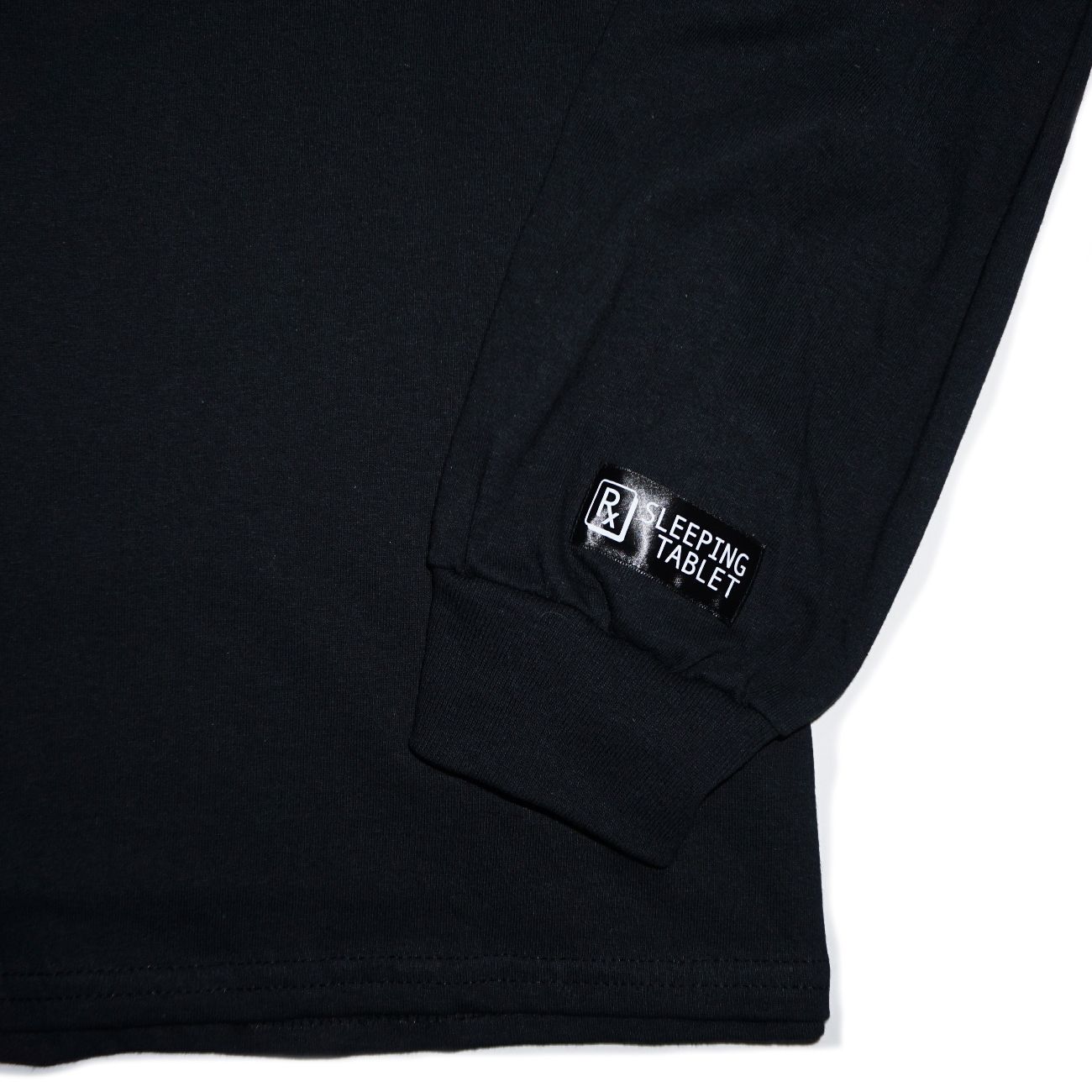 DROWN [ LONG SLEEVE ]