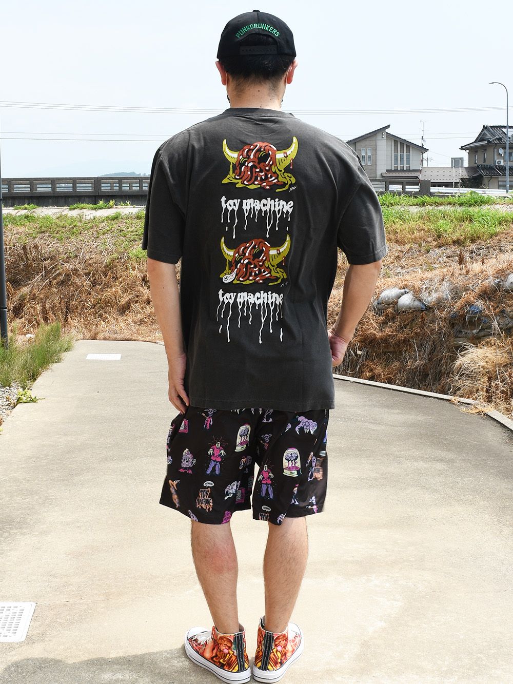 前見てびっくり！  後ろ見てさらにびっくり！