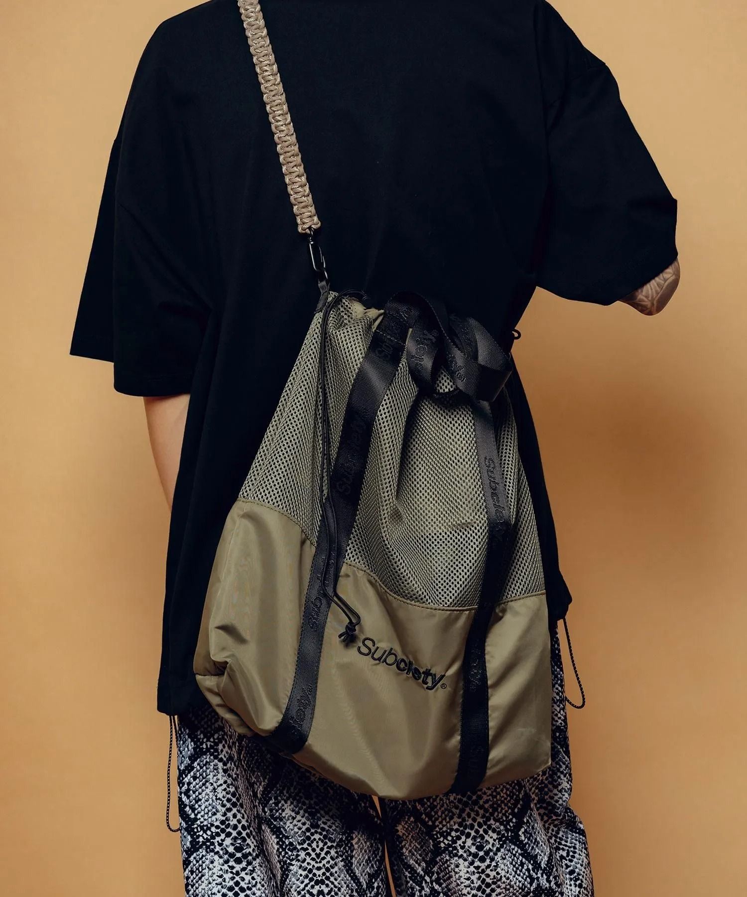 Mesh shoulder tote bag