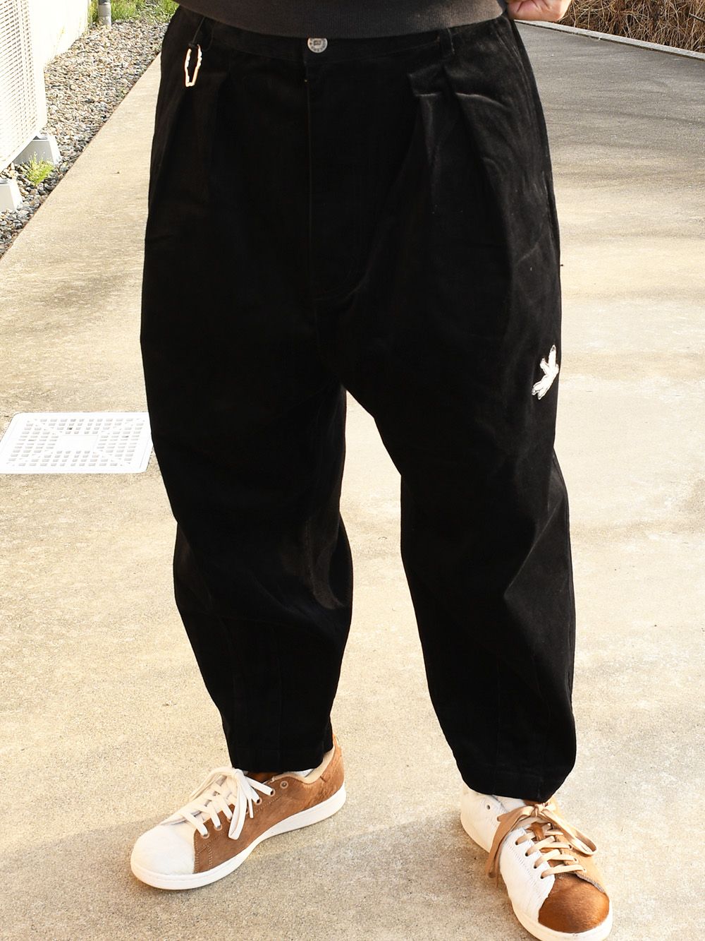 おばけコーデュロイタックパンツ
