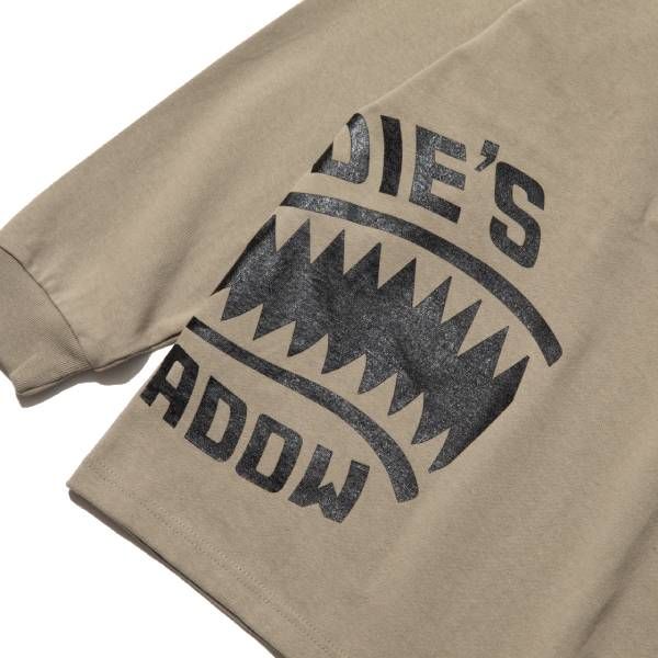 SHARK TEETH -BIG SILHOUETTE LS TEE
