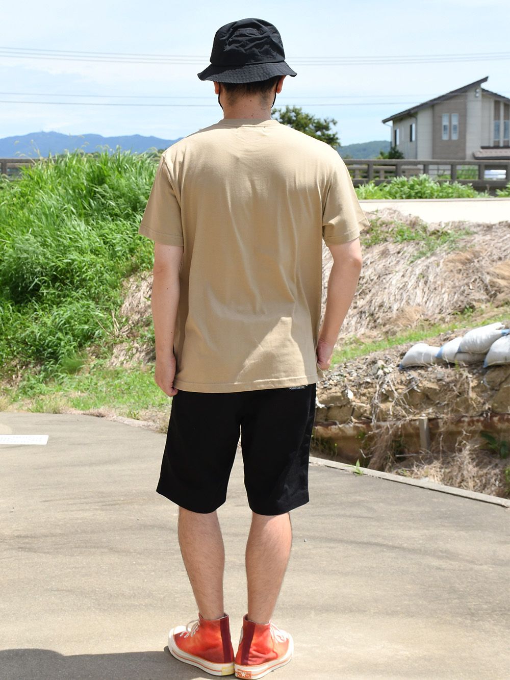 OUT GRAVE POCKET-T
