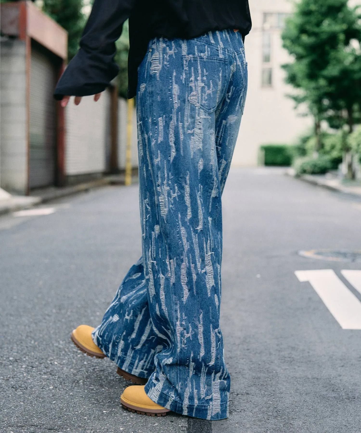 Splited denim pants