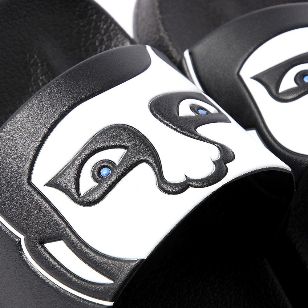 あいつサンダル2