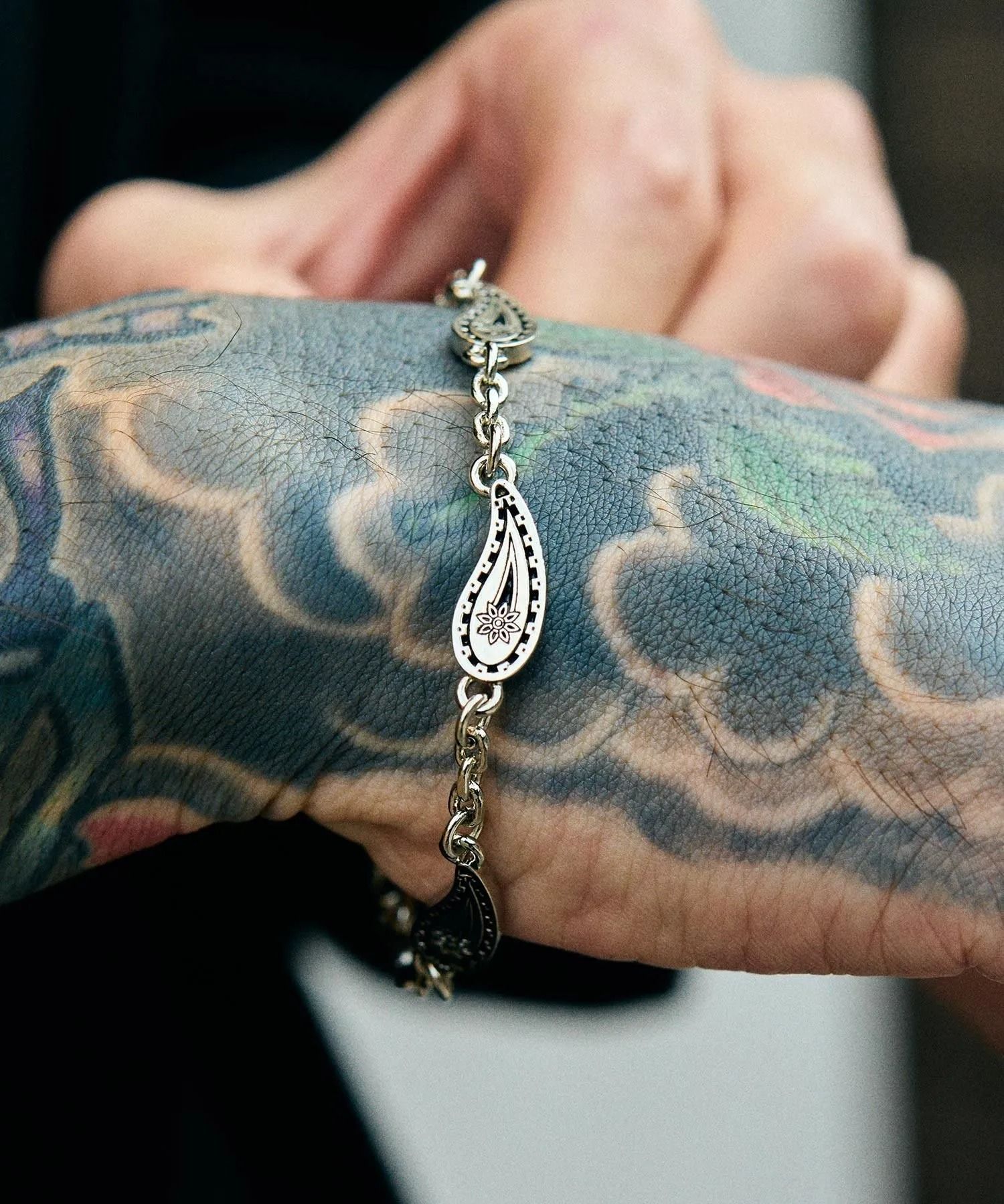 Paisley chain bracelet