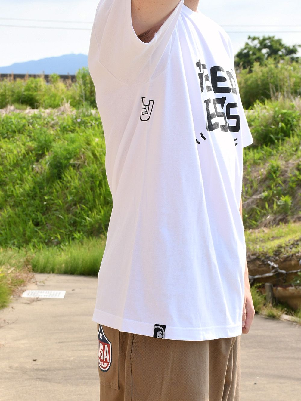 soft writing logo s/s tee