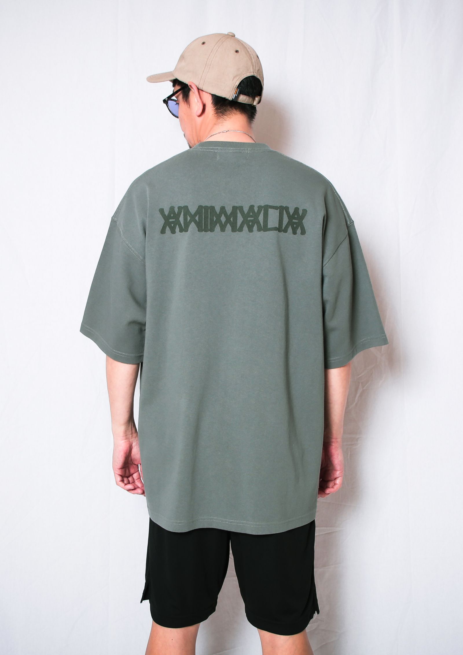 9.1oz Heavy Big Silhouette RAIN CAMO Pocket Tee