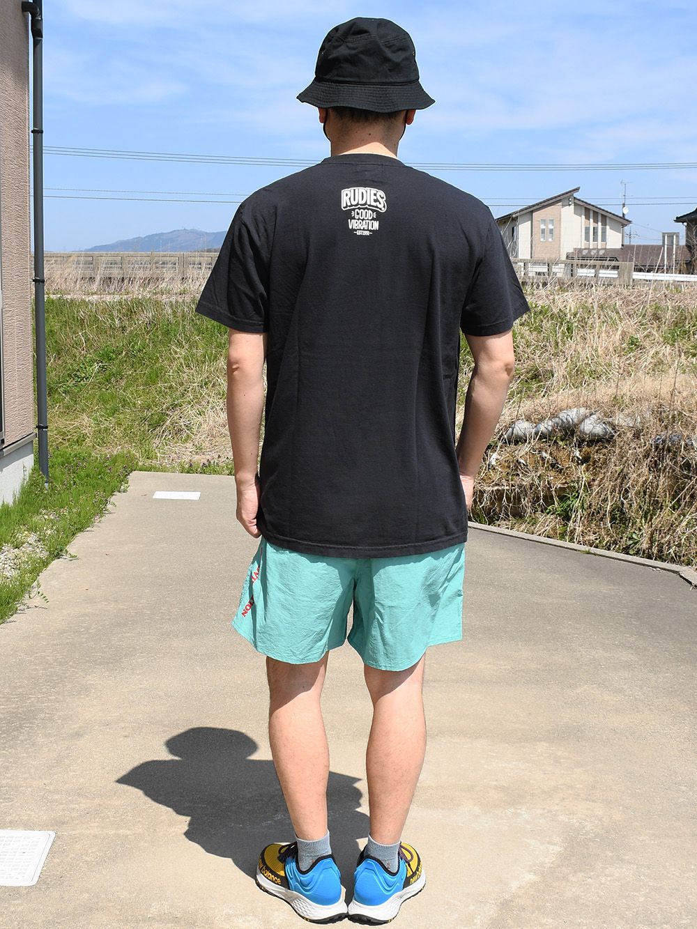 EARTH-TEE