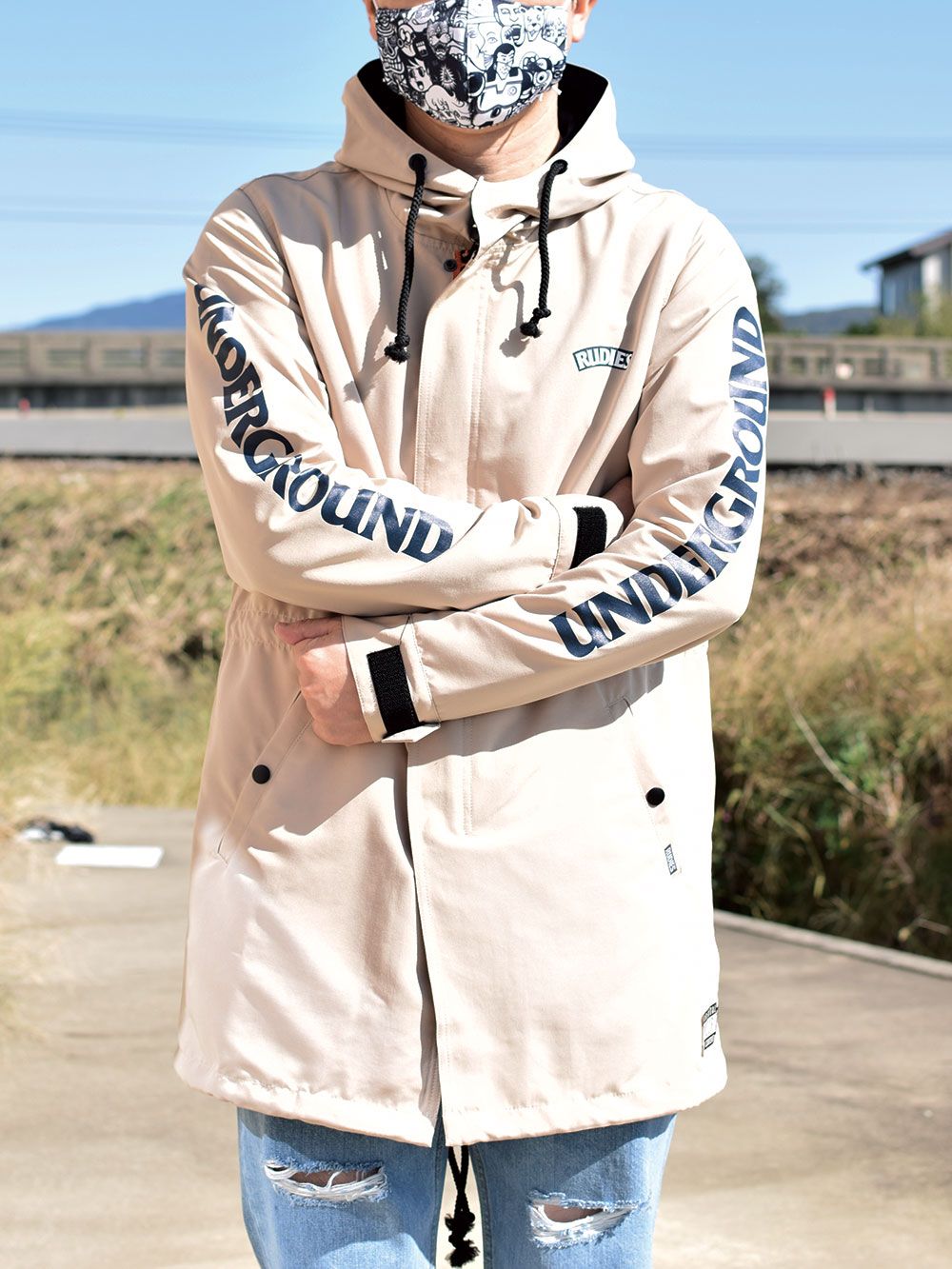 SLICK FISHTAIL-COAT
