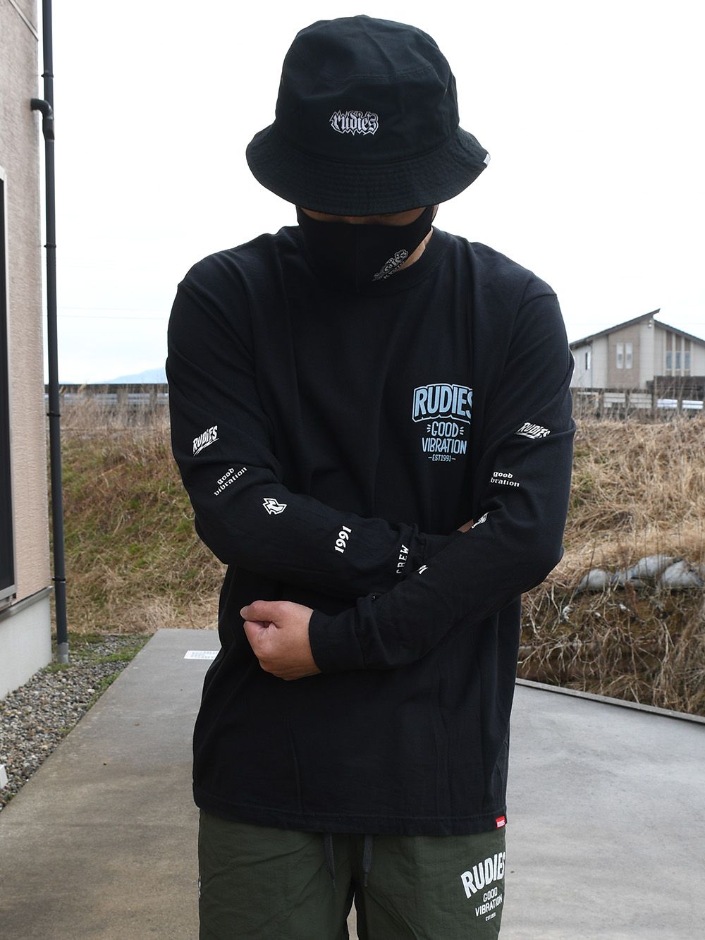 BUSTED SKULL LS-TEE