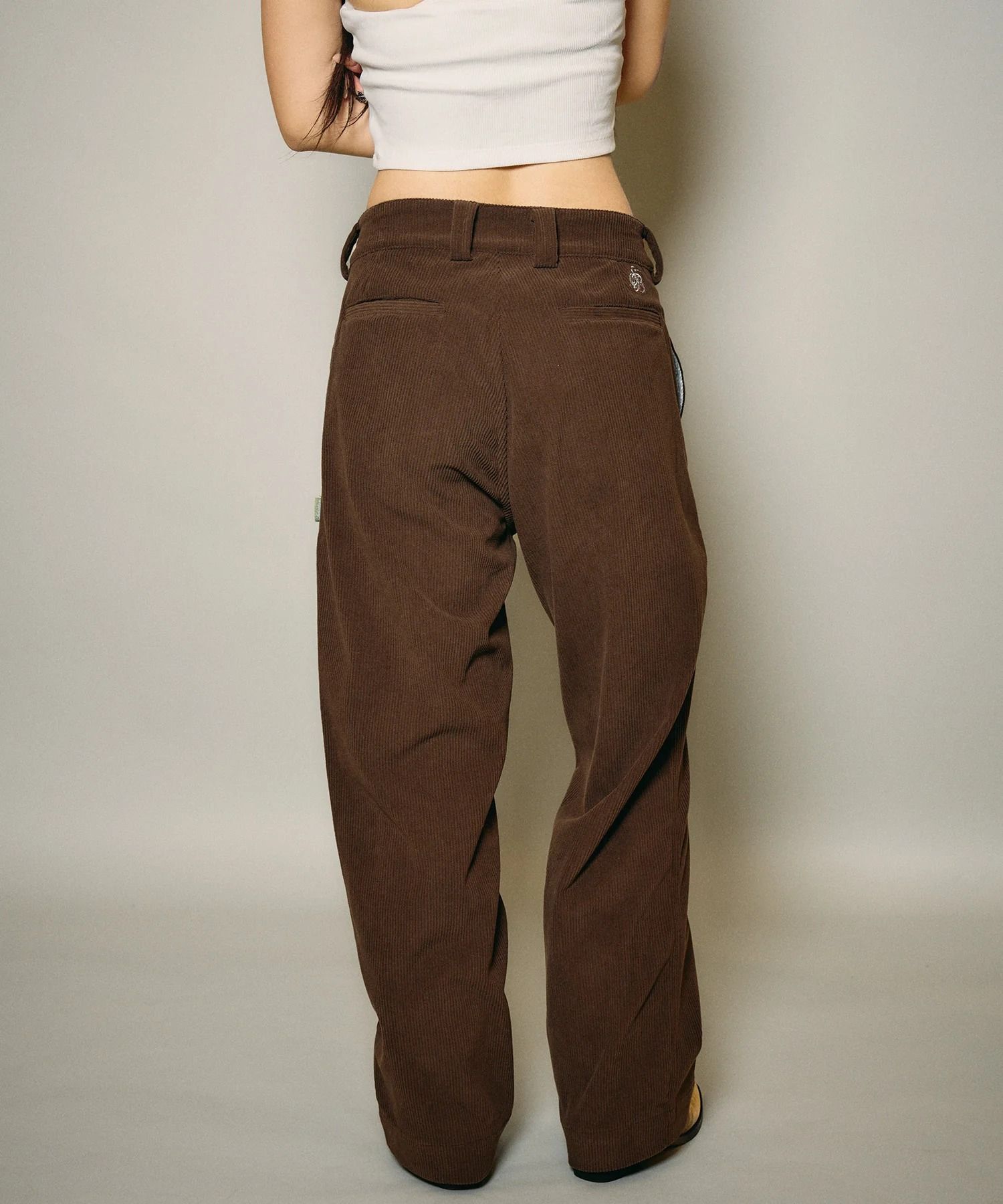 Essential corduroy pants