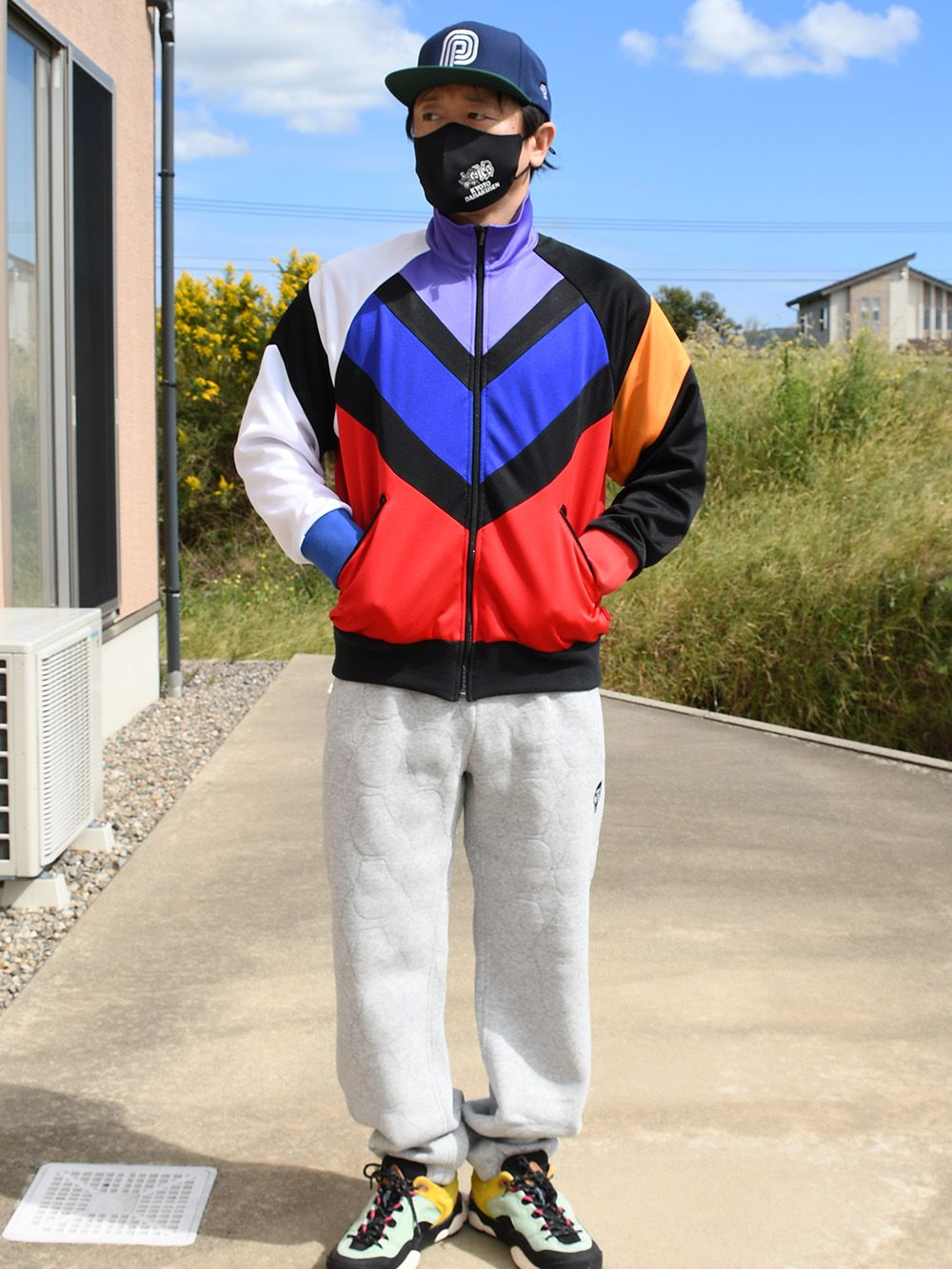 やっぱりジャージはタイトで派手めが好き！