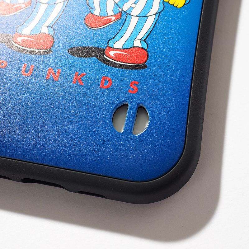 GRIP iPhone CASE / 鮫人パジャマ