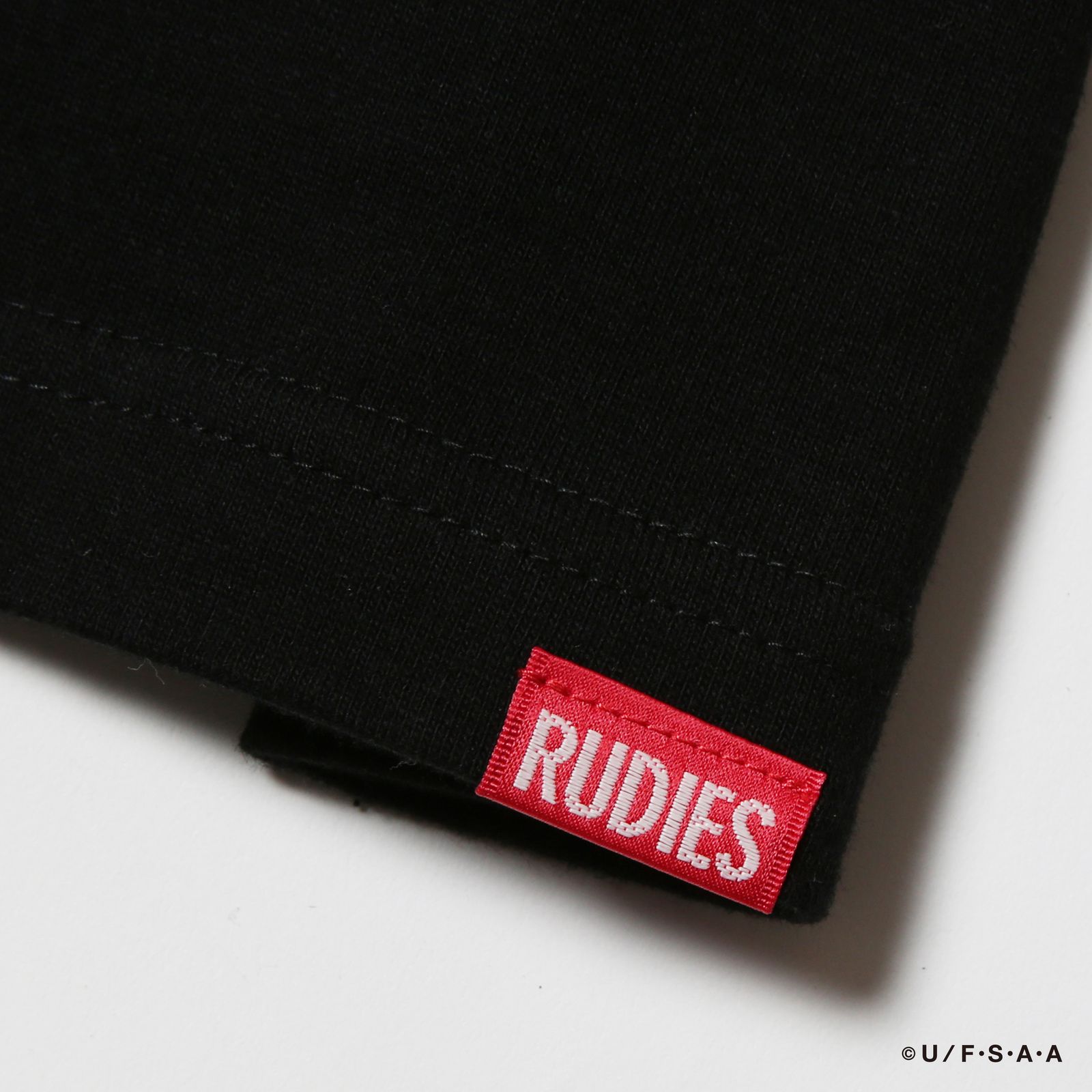 RUDIE'SxCRAYON SHINCHAN RHYME TEE