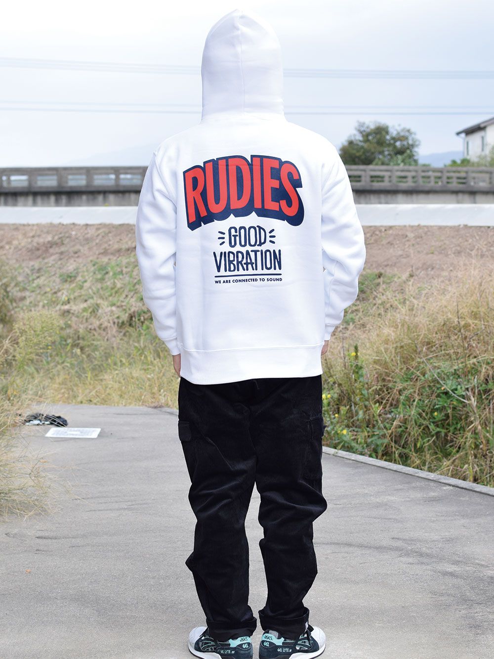 GOOD VIBRATION HOOD-SWEAT