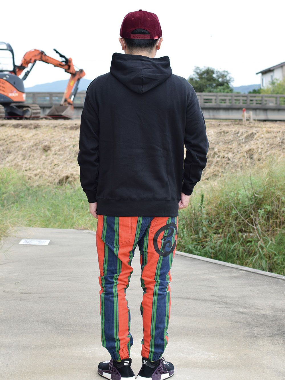 BORING-HOODIE