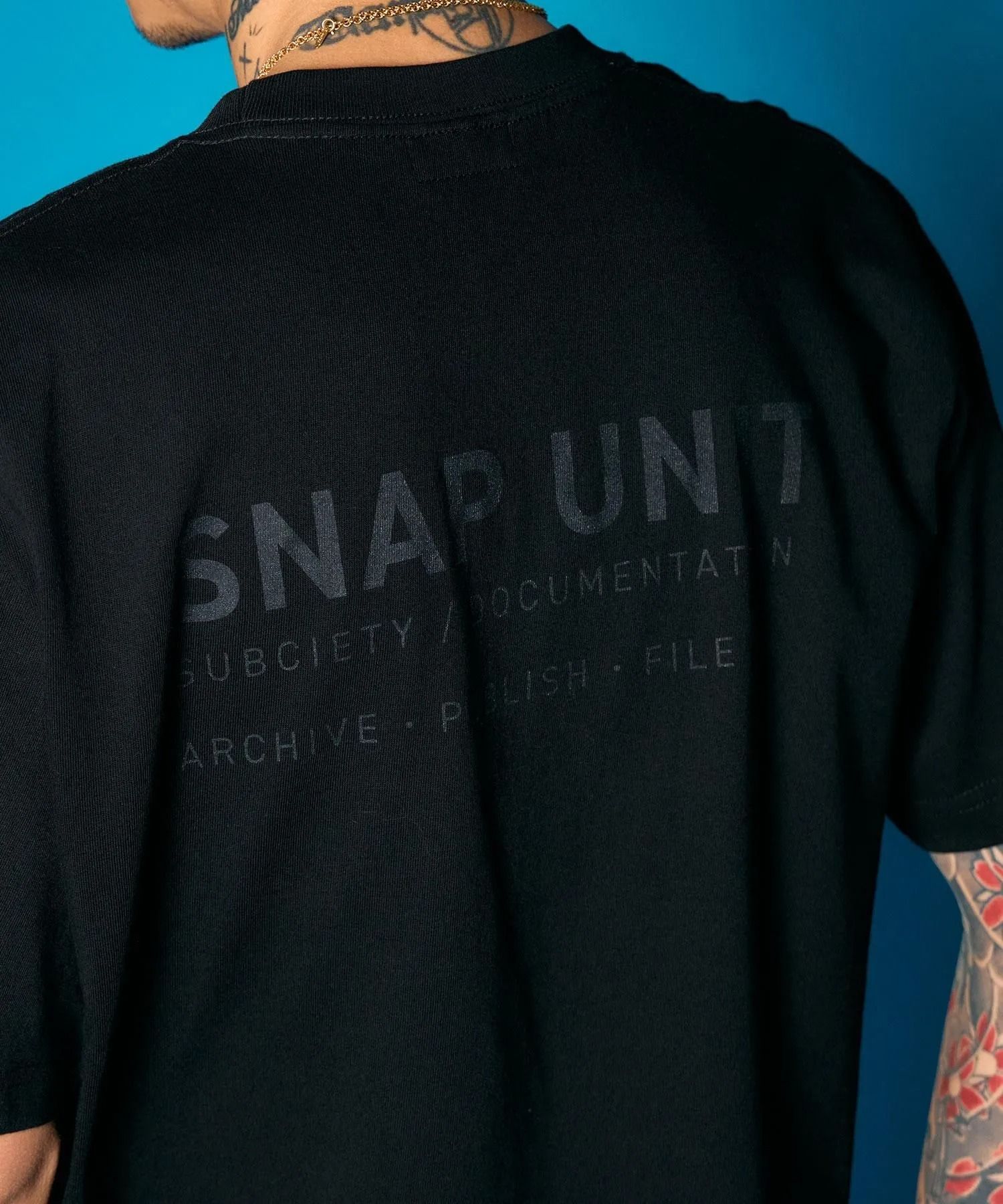 Snap unit tee