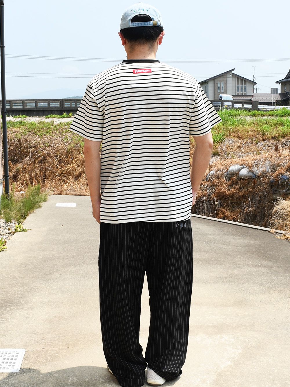 鮫人刺繍ボーダーTEE
