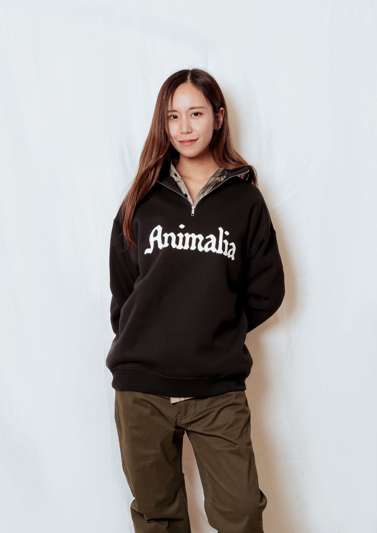 HALF-ZIP LOOSE FIT SWEAT - Legendary Logo