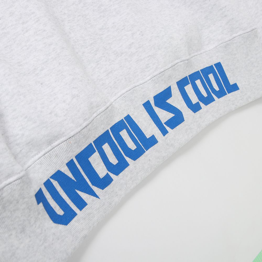 ギザロゴZIPパーカ