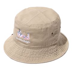 SPOOKY GIRL BUCKET-HAT