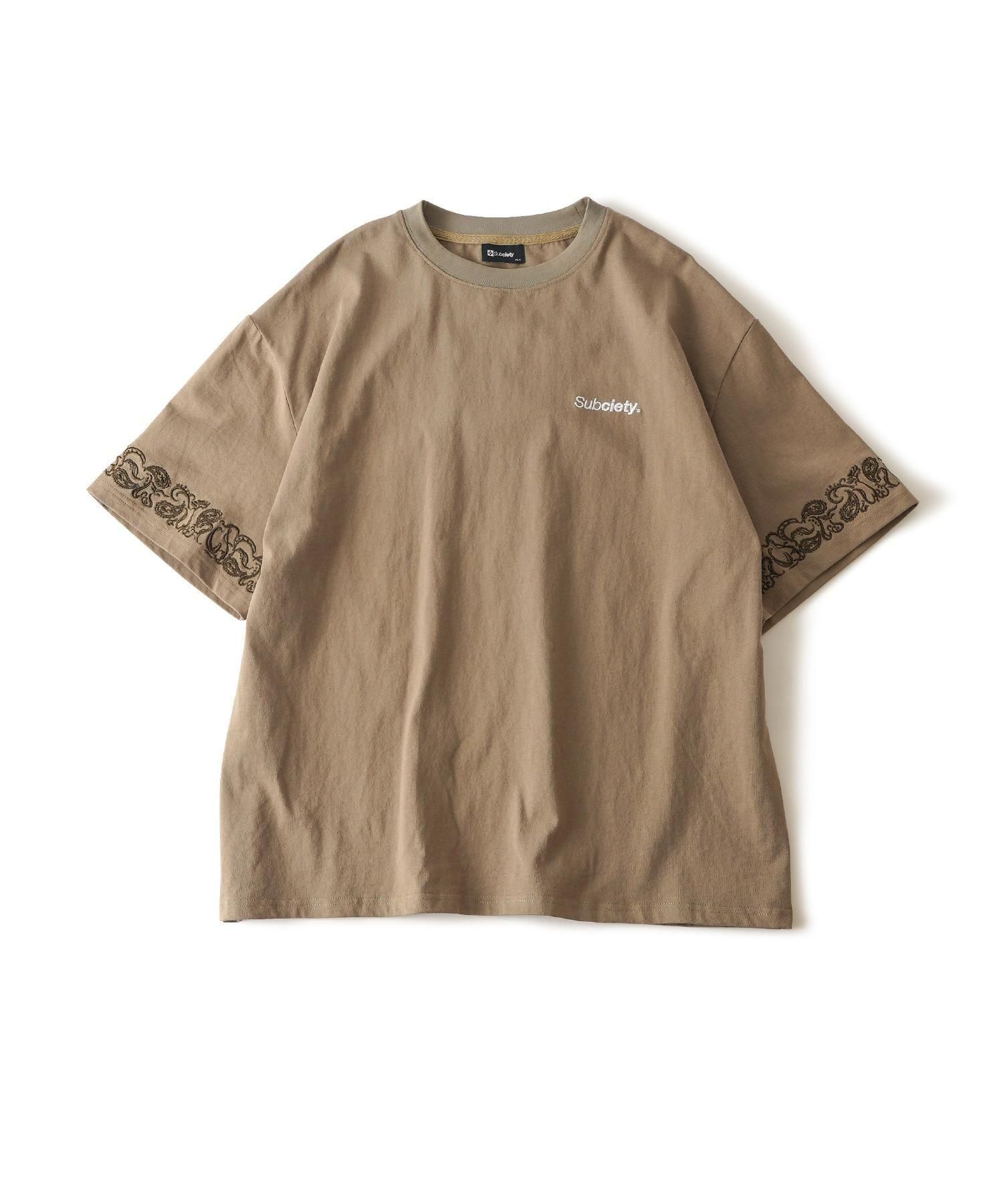 Embroidery paisley tee