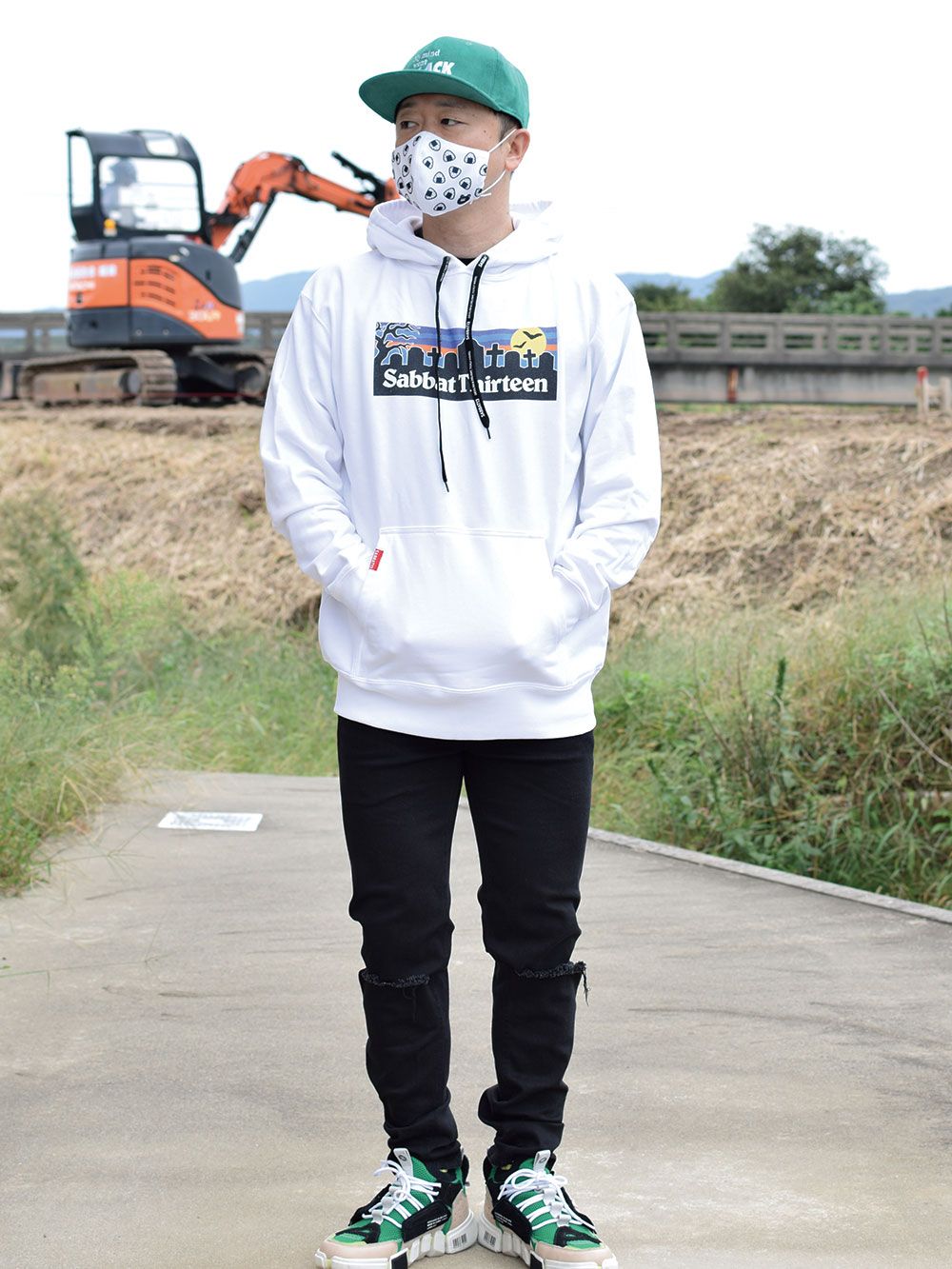 GRAVE-HOODIE