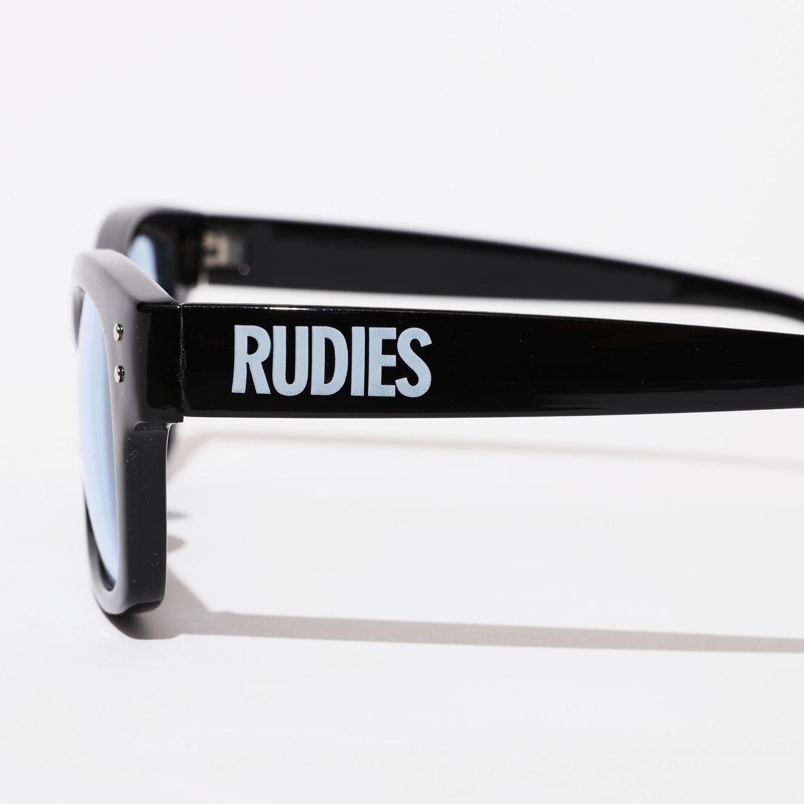 PHAT SUNGLASSES 01