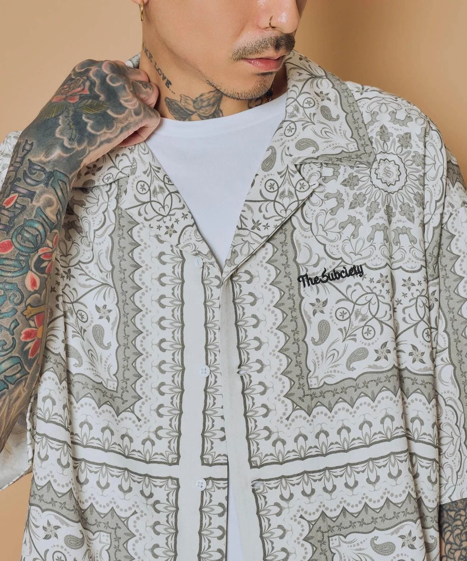 Medallion rayon shirt