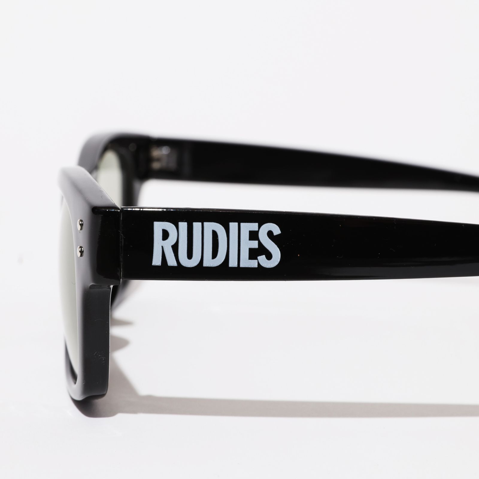 PHAT SUNGLASSES 01
