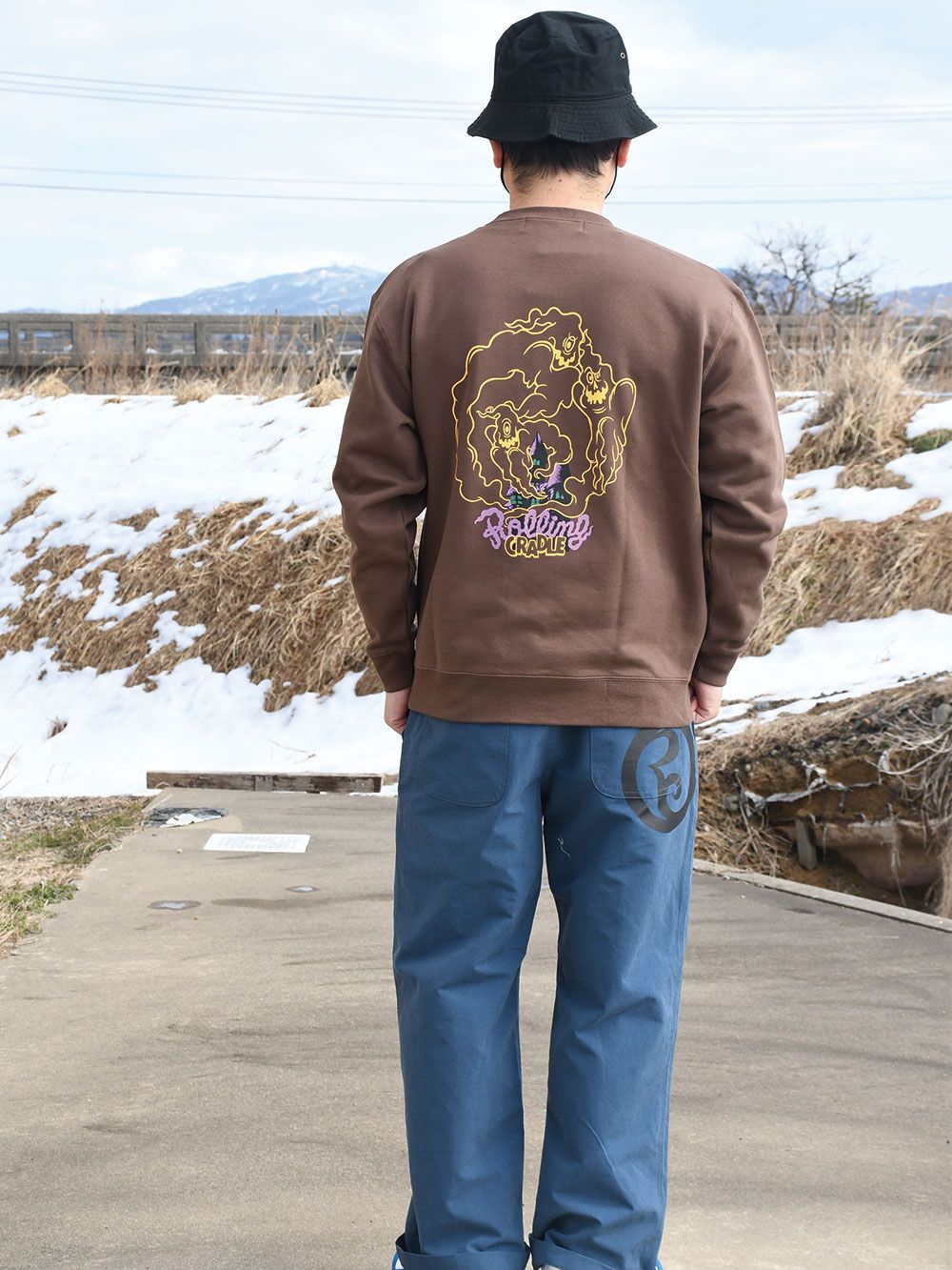 OBAKE-CREWNECK