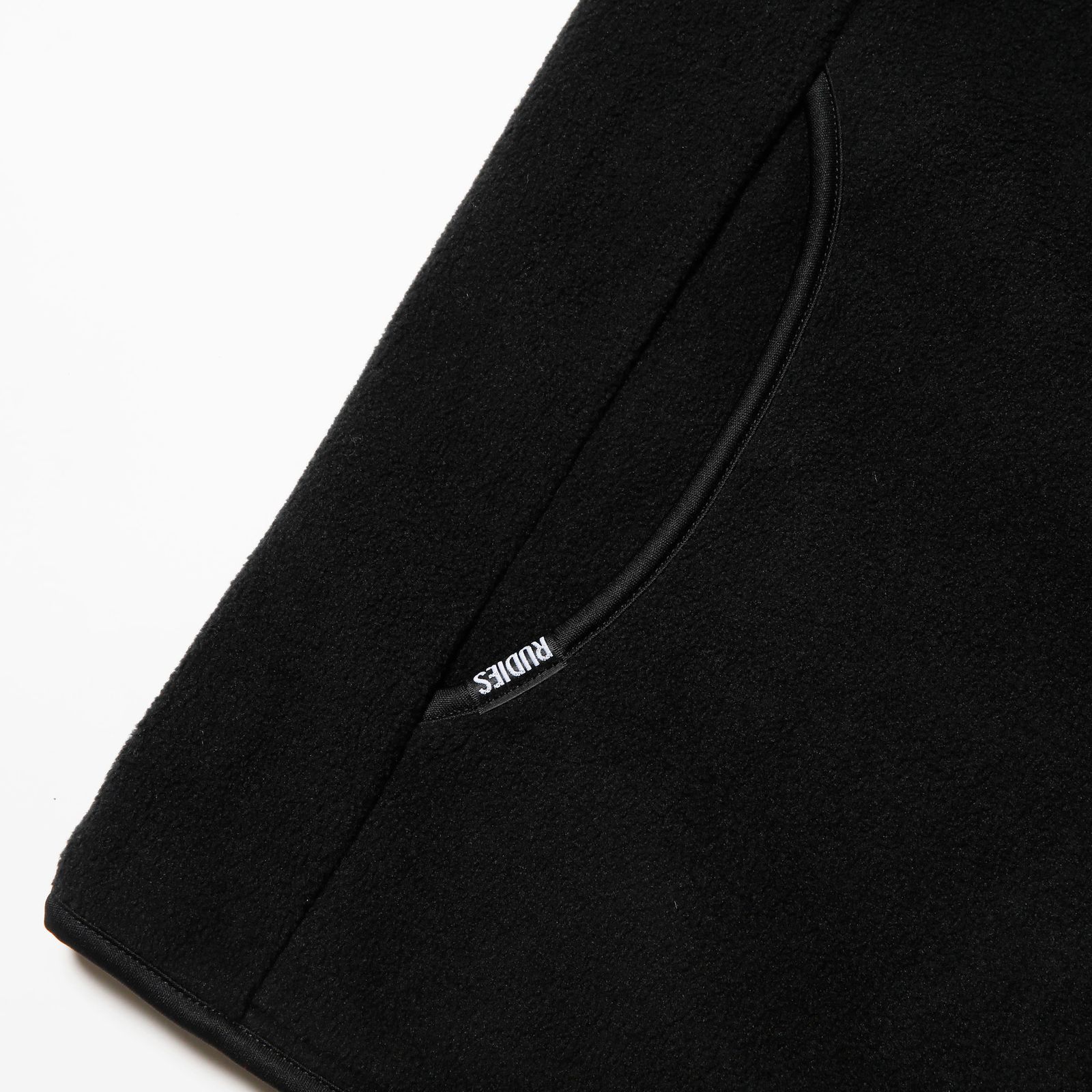CURVY FLEECE-VEST