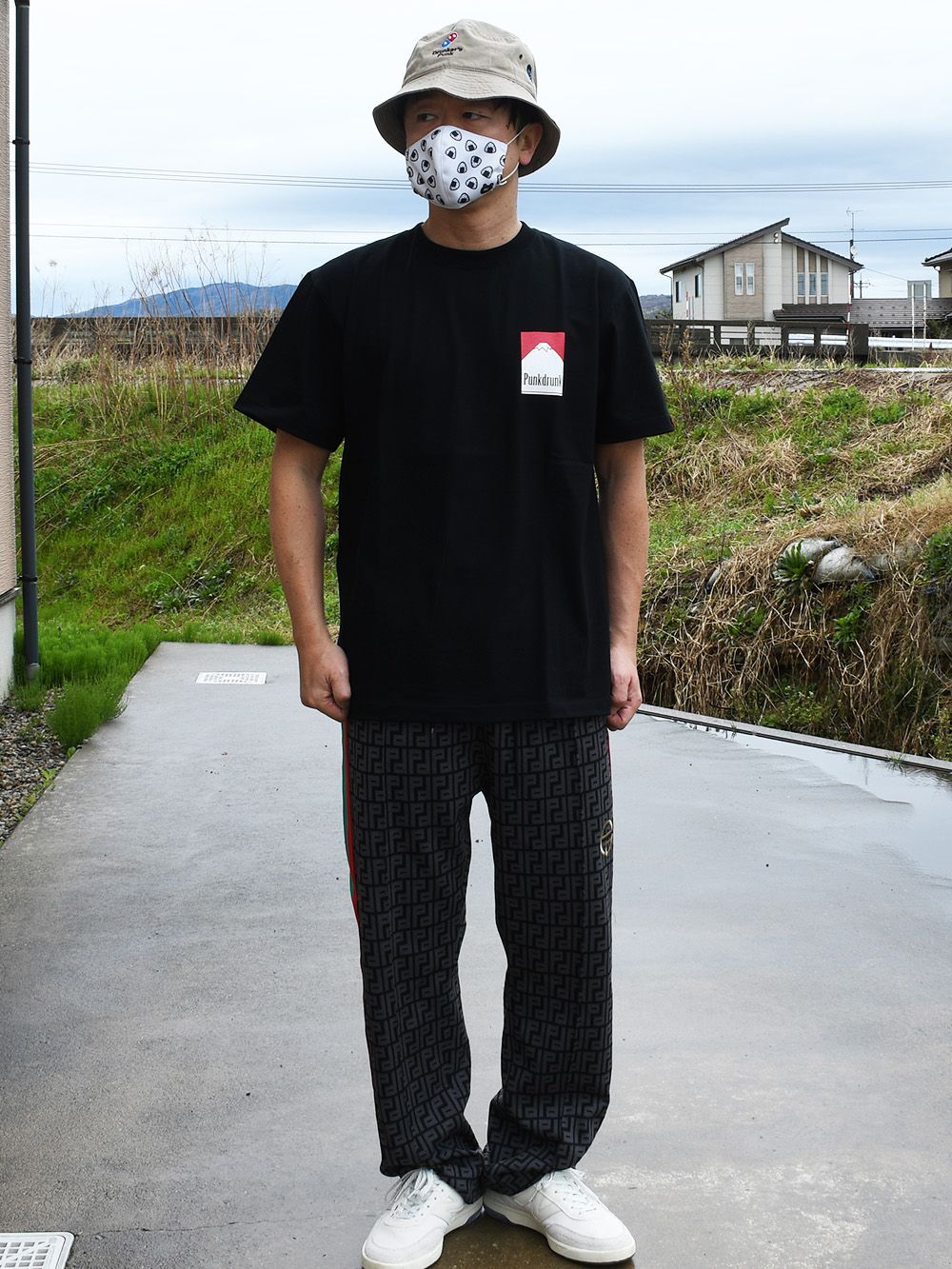 SMOKE.TEE