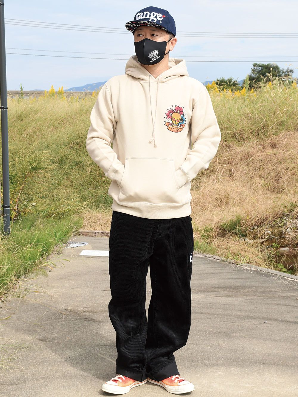 Love skull hoody