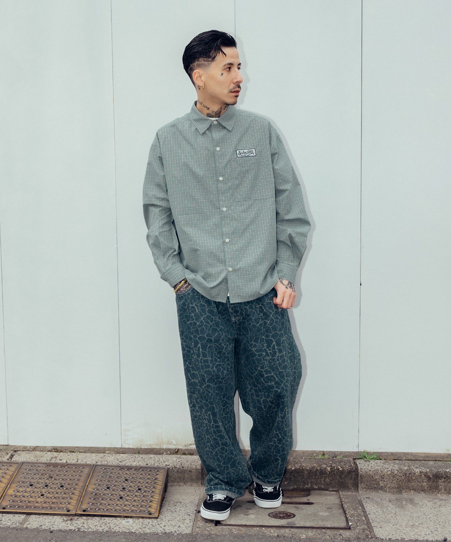 Laser processed denim pants