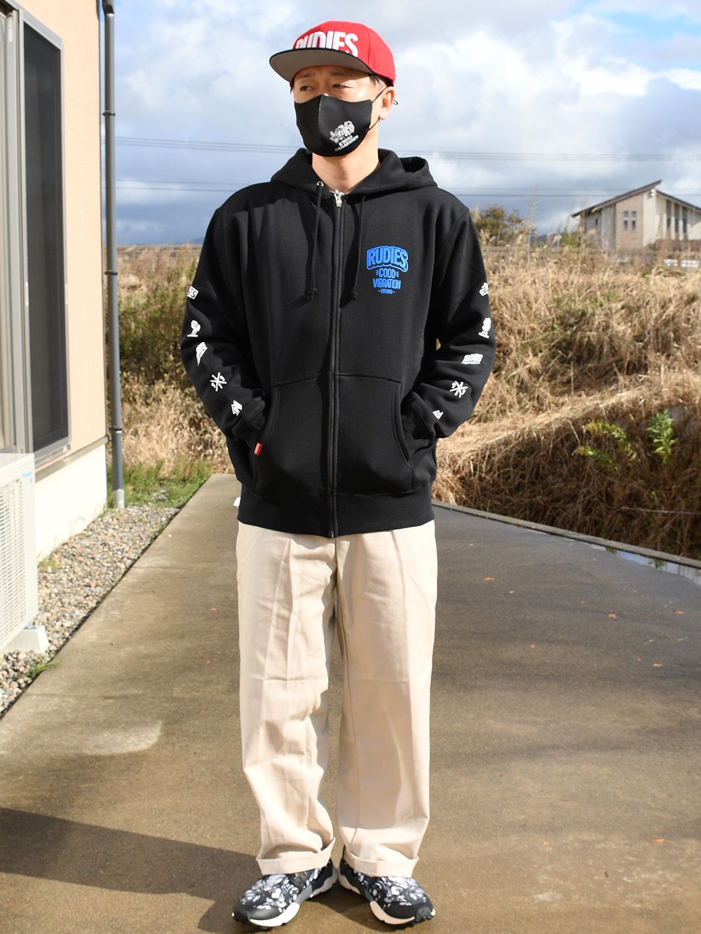 MICROPHONE ZIPHOOD-SWEAT