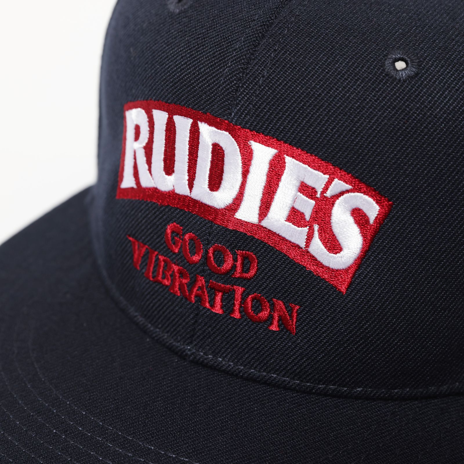SLICK SNAPBACK-CAP