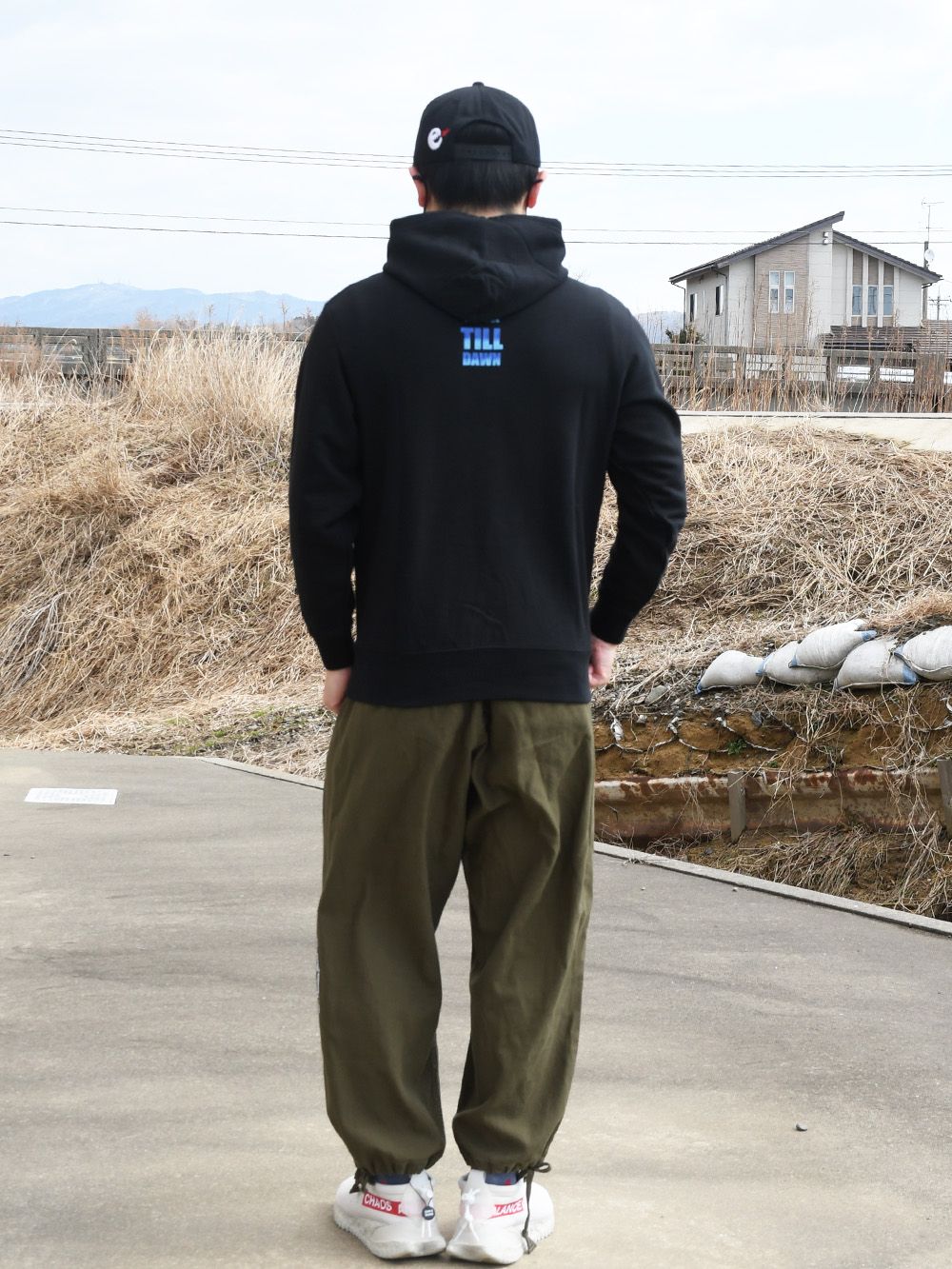 カラーもボディも春らしく！