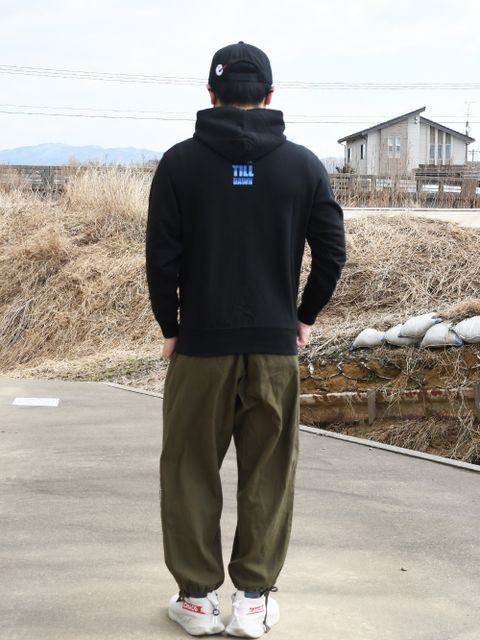 カラーもボディも春らしく！