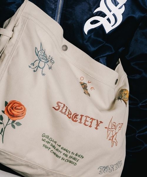 Memorial newspaper bag