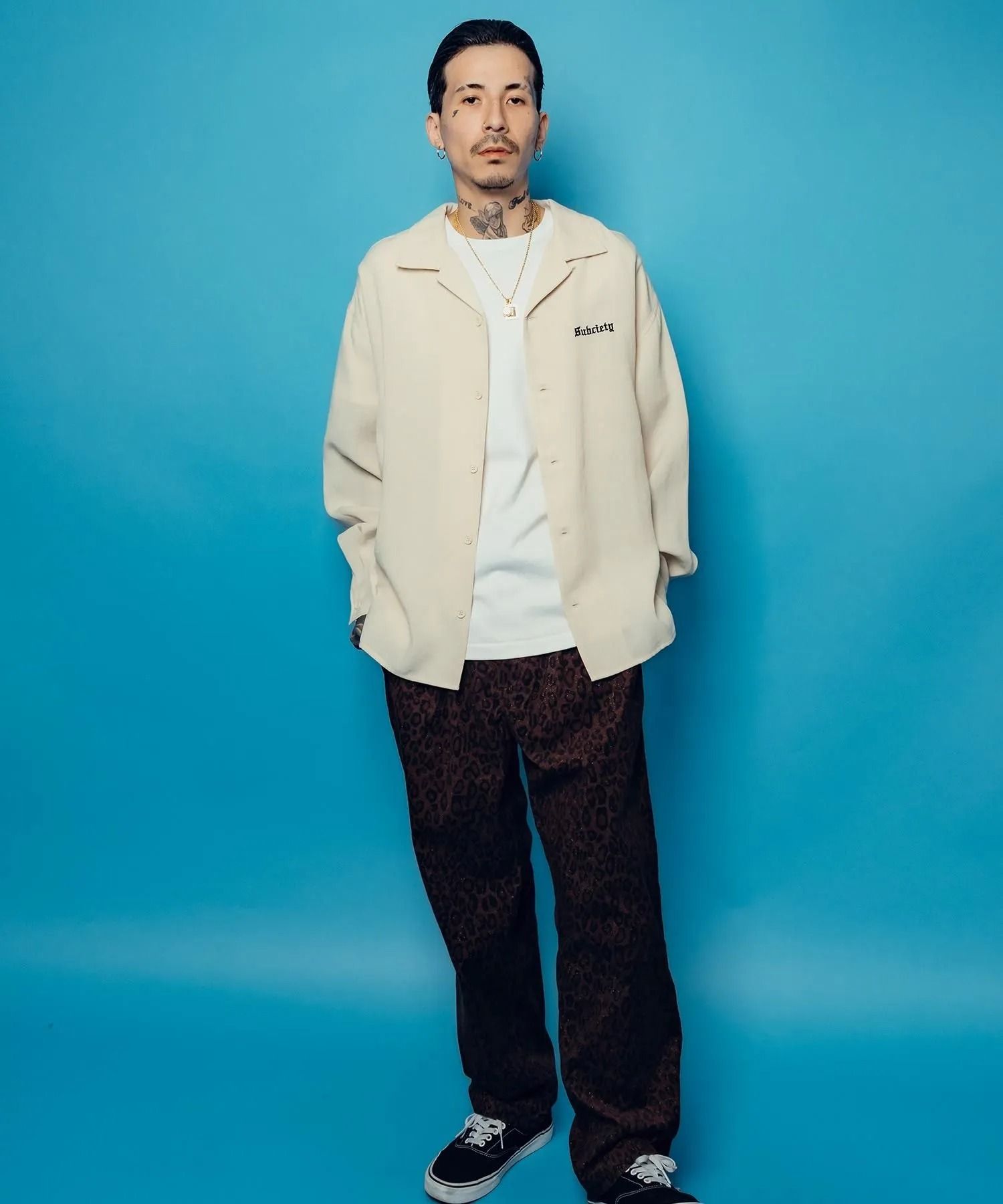 Embroidery Maria open collar shirt