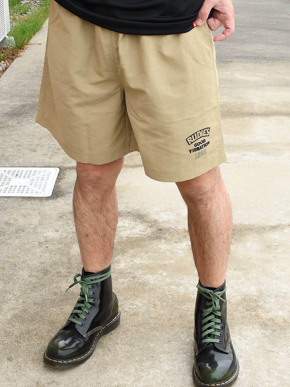 SLICK-SHORTS