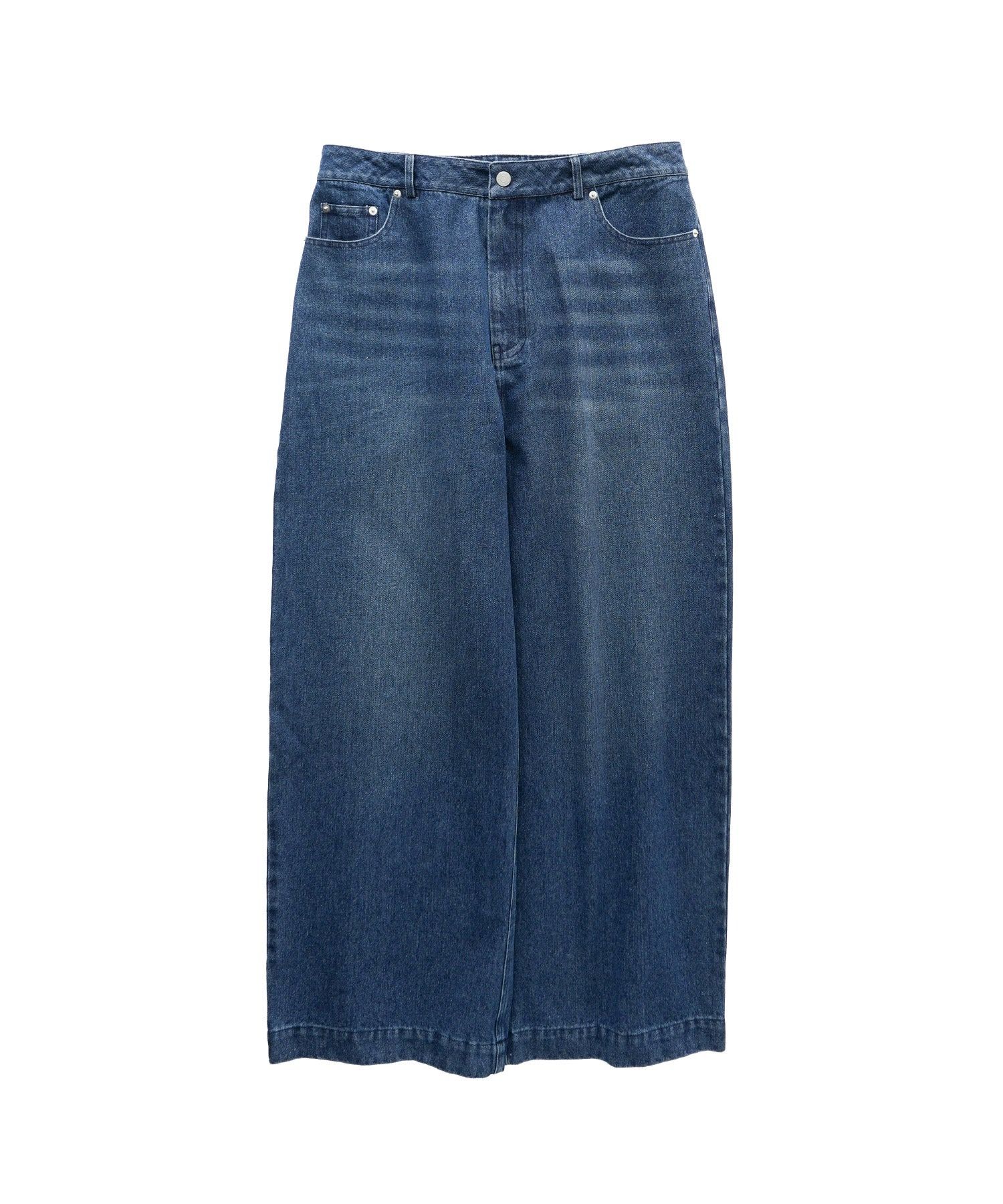 Essential denim pants