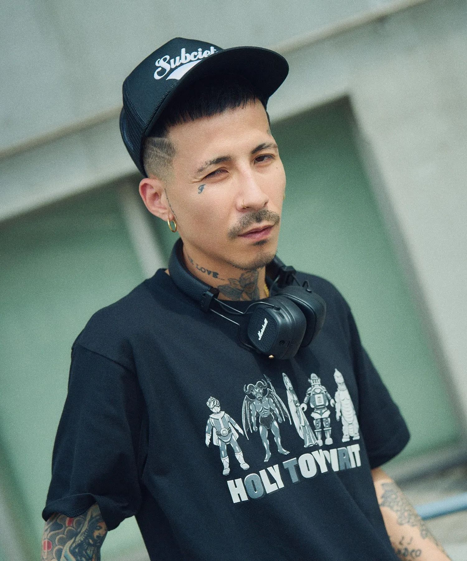 Embroidery mesh cap